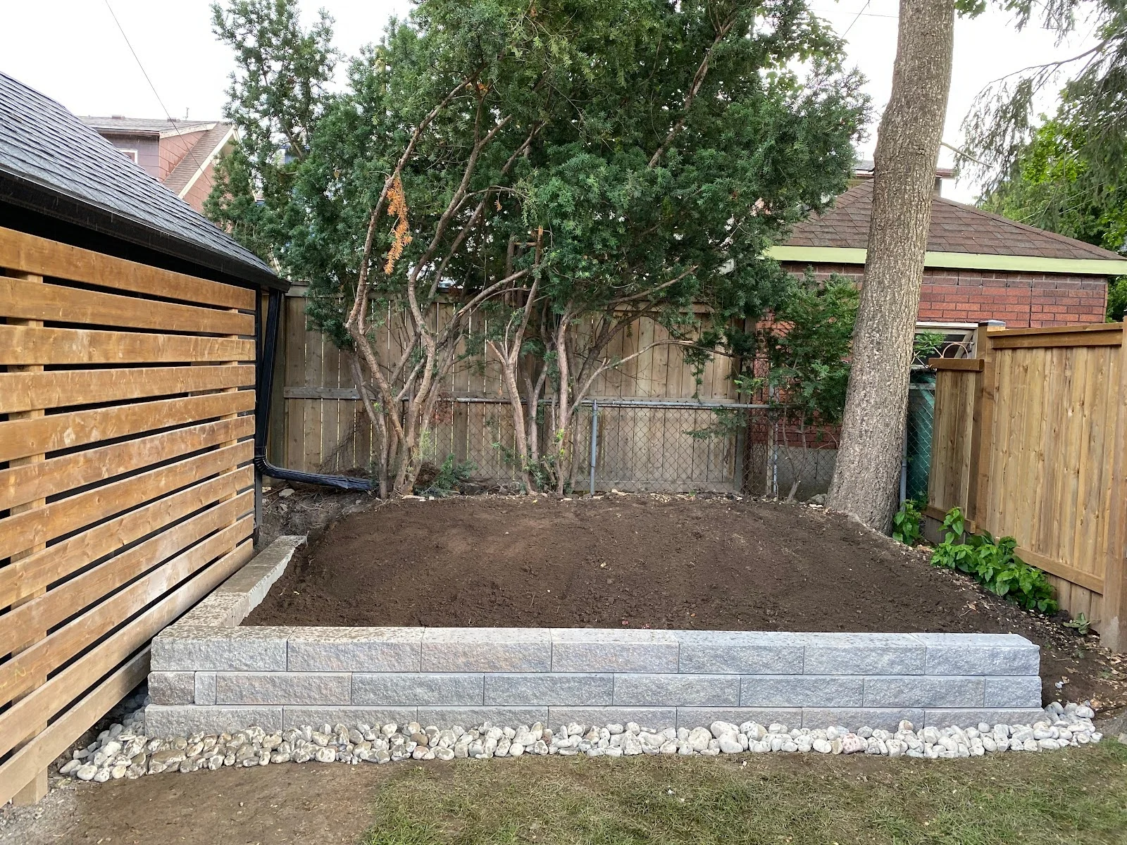 10 Reasons You Need A Retaining Wall For Your Garden